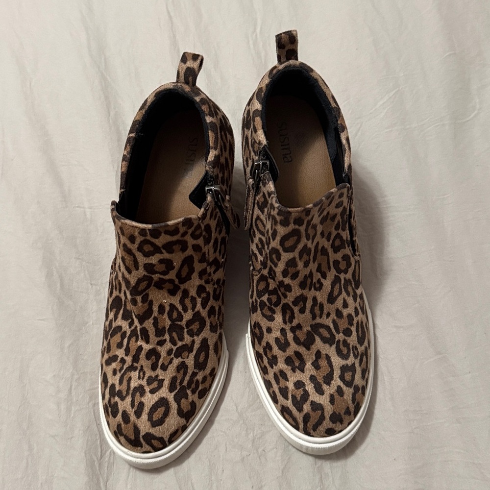 Susina Leopard Print Heeled Boots